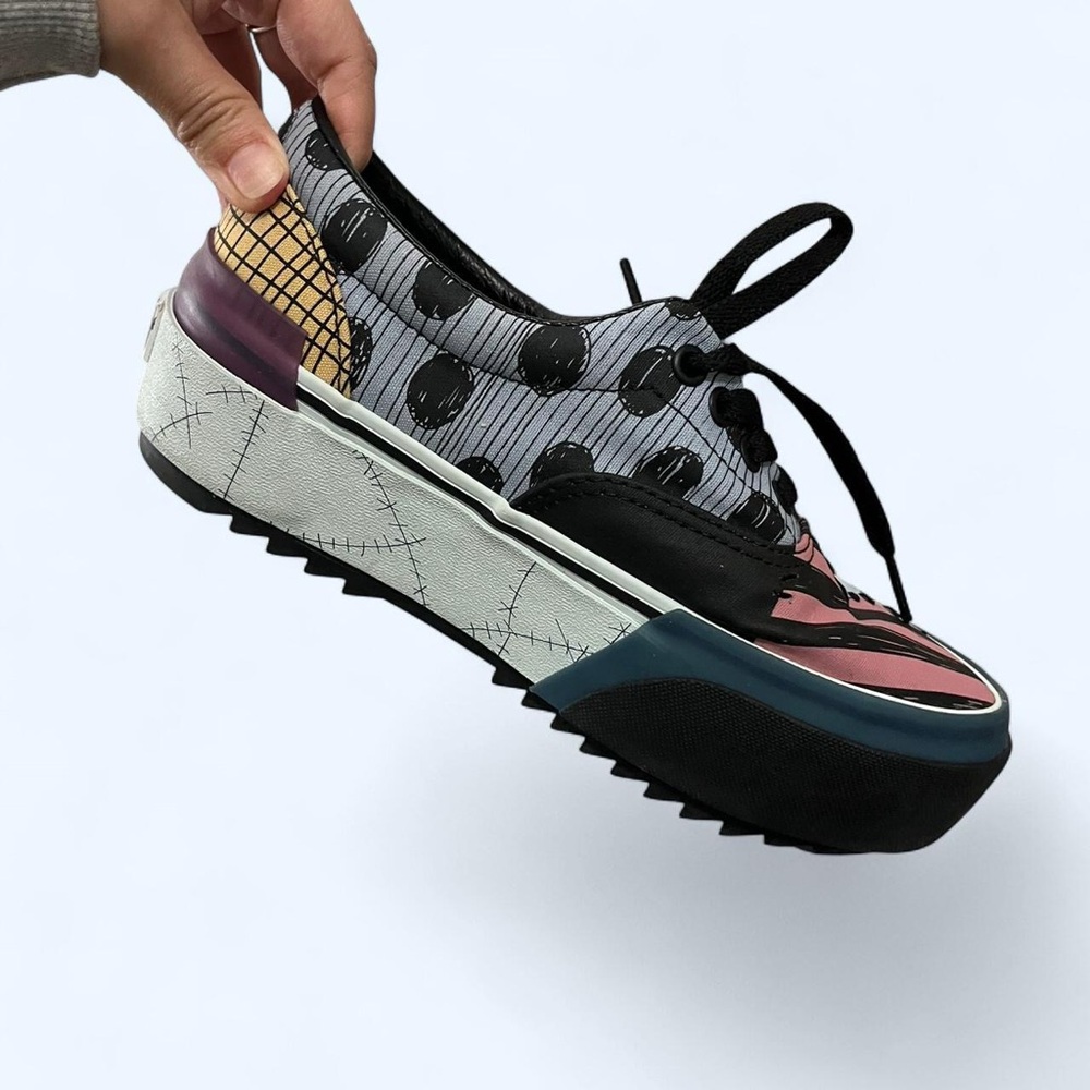 Women’s Canvas Platform Sneakers in Multi-Color - Picture 3 of 5